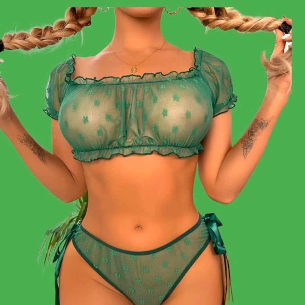 Summer Mesh Sexy Underwear Set, Off-the-shoulder Mesh Bra And Bikini Panty. NWT.